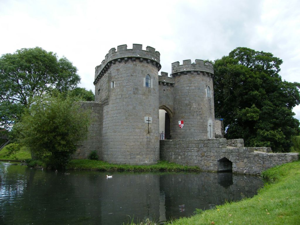 Whittington Castle &&nbsp;Llansilin
